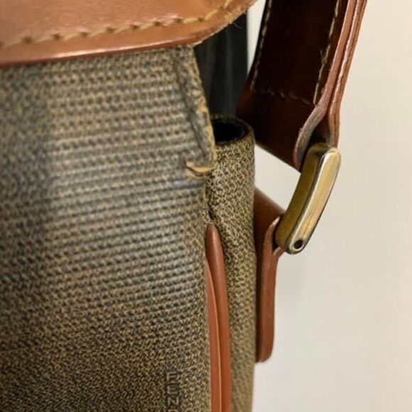 Fendi Taupe/Tan Crossbody Purse  - Picture 4 of 7
